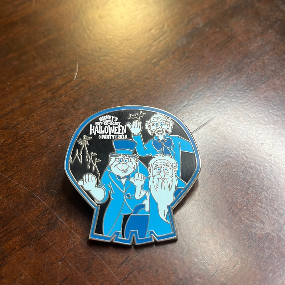 Disney Pin, 2018 Halloween Party, Haunted Mansion Limited Release